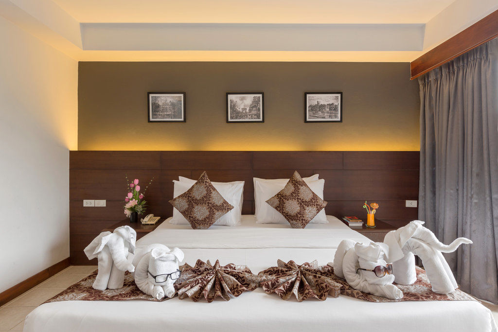 Hotel Holiday 4*